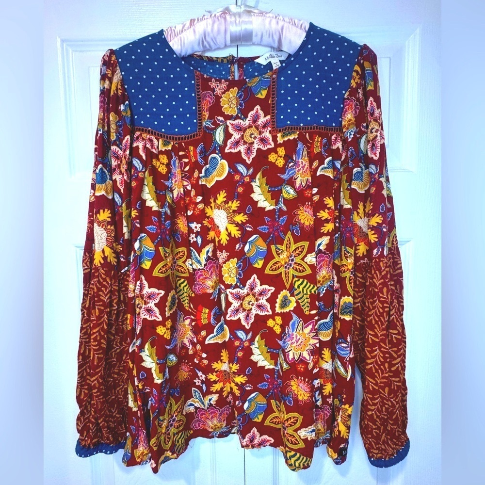 Matilda Jane Heart to Heart Garden Mums Mixed Print Floral Blouse size Small EUC